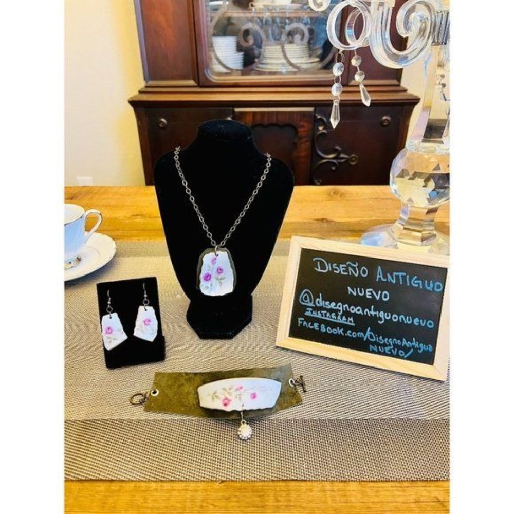 Artisan Broken China Leather Necklace Handcrafted W/ Floret China Teacup - Picture 10 of 13